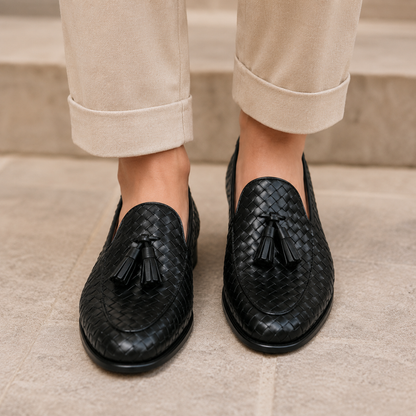 Mocassins elegantes em pele trançada