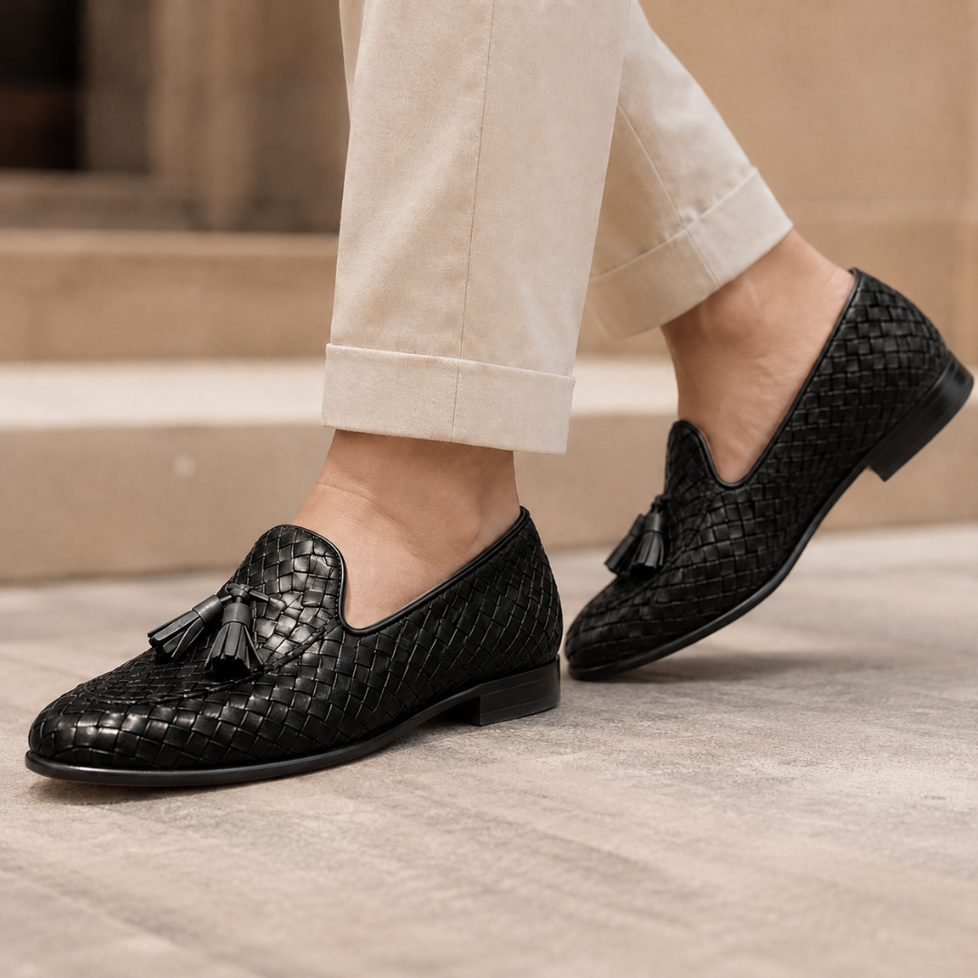 Mocassins elegantes em pele trançada
