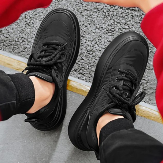 Homem Leves Shoes by Sola Macia 