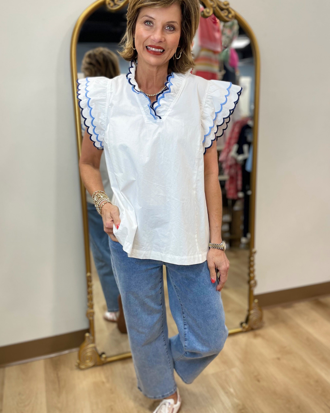 Blusa com acabamento ondulado para mulher 