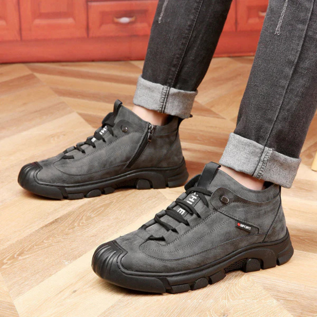 Sapatos de casa com forro antiderrapante na sola 