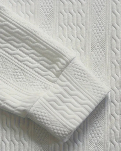 Conjunto de duas peças em tecido com textura marcante e caimento confortável. 