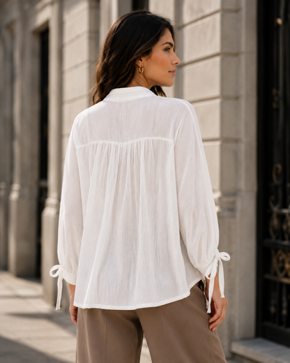 Blusa com acabamento ondulado para mulher 