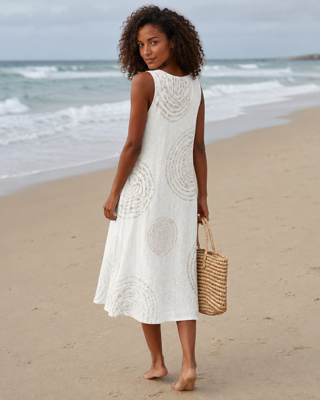 Vestido estampado longo com corte fluido